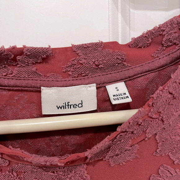 Wilfred Semi- Sheer Tee Size S - Picture 4 of 4